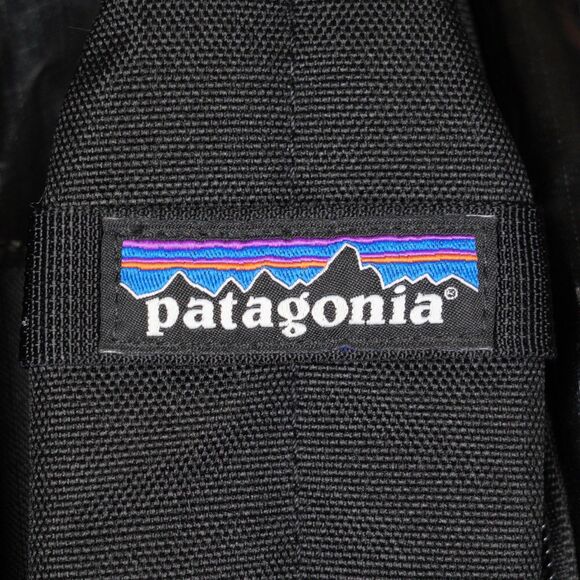 Patagonia Black Hole Mini MLC 26L Black Clamshell Backpack Shoulder Briefcase - Picture 6 of 8